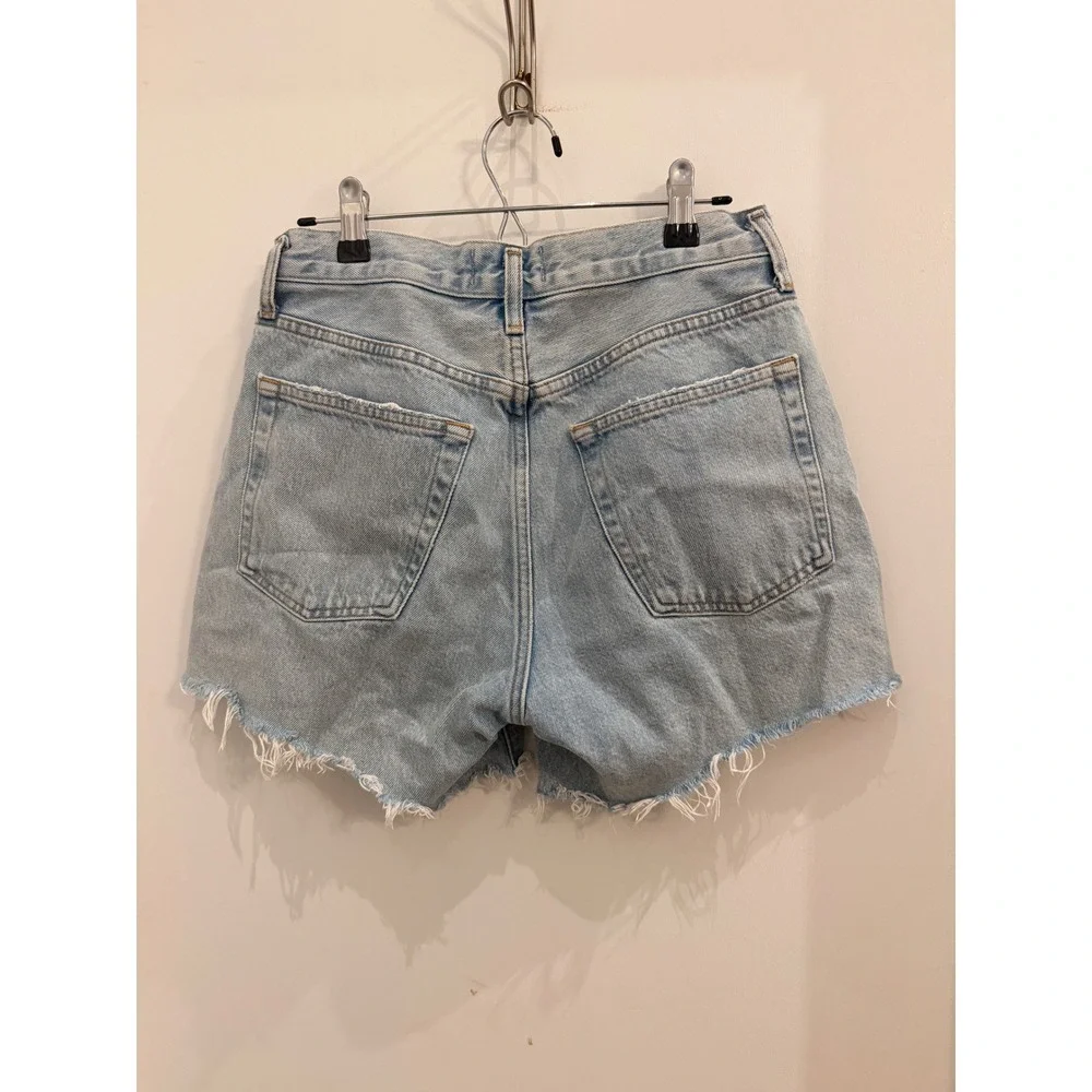 AGOLDE Parker Long Distressed Denim Shorts Size 25 Light Wash High Rise Raw Hem
